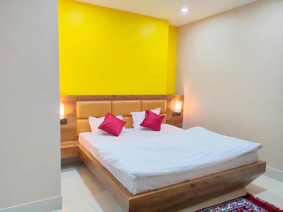 Hotel Vaishnavi Near Baba Dham Temple Deoghar Eksteriør billede