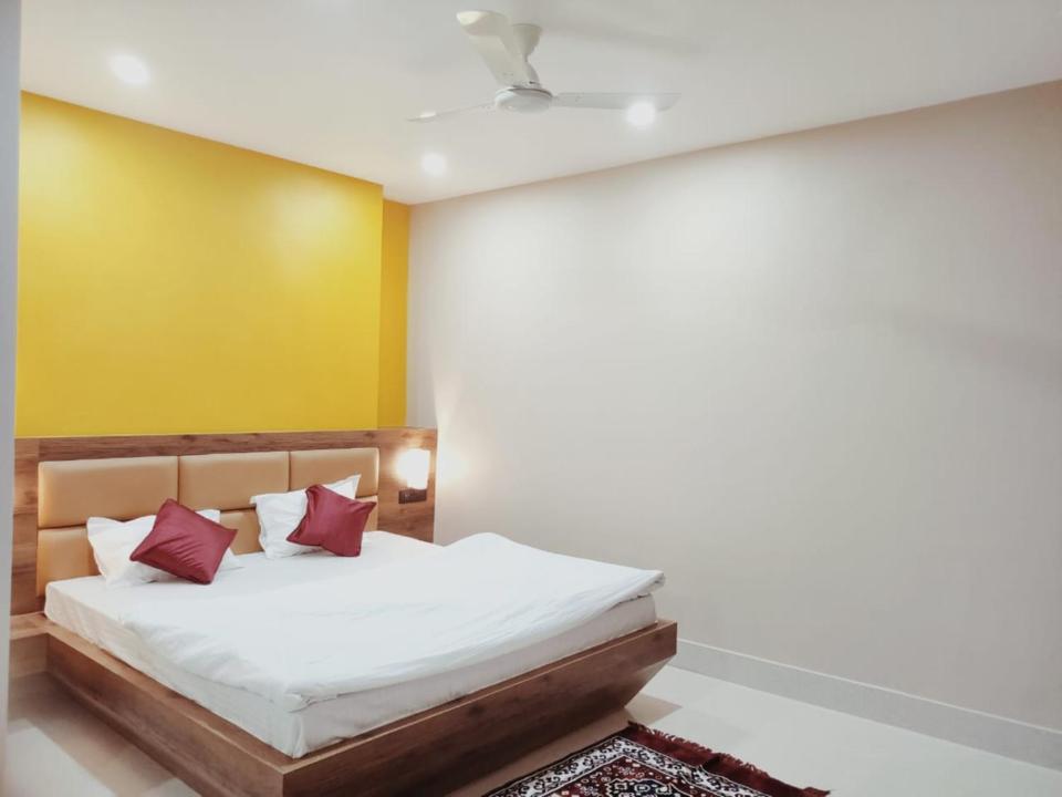 Hotel Vaishnavi Near Baba Dham Temple Deoghar Eksteriør billede