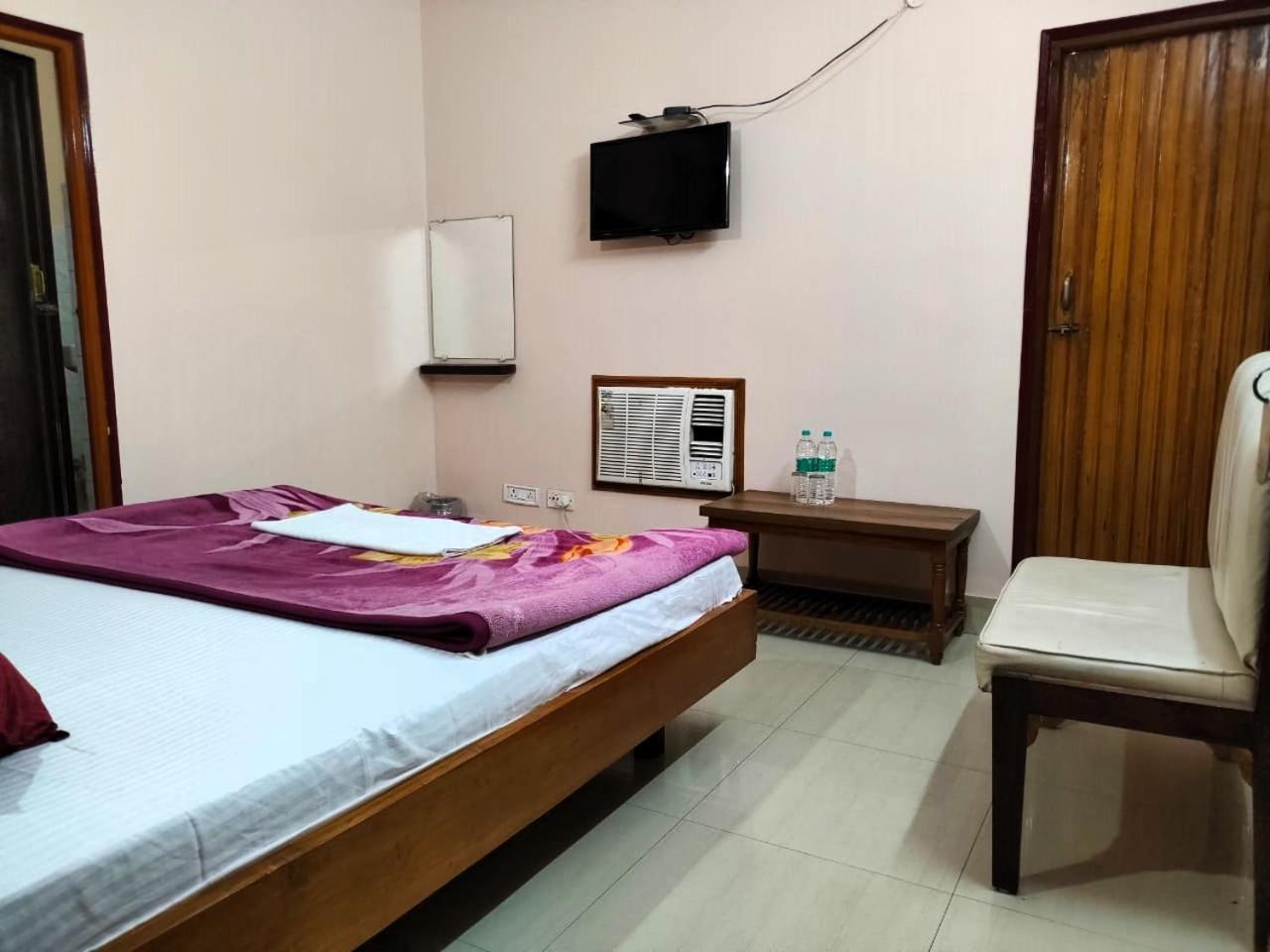 Hotel Vaishnavi Near Baba Dham Temple Deoghar Eksteriør billede
