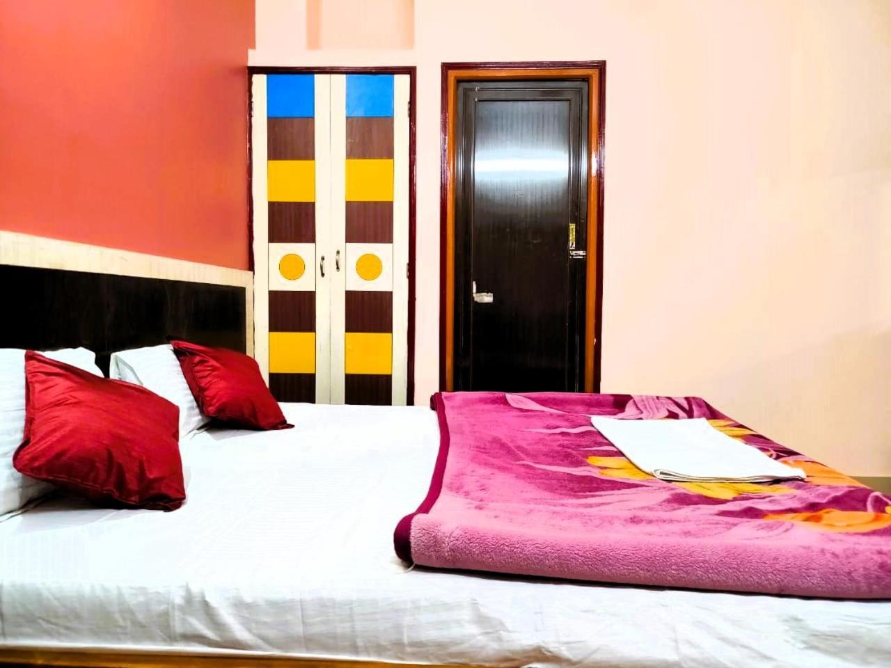 Hotel Vaishnavi Near Baba Dham Temple Deoghar Eksteriør billede