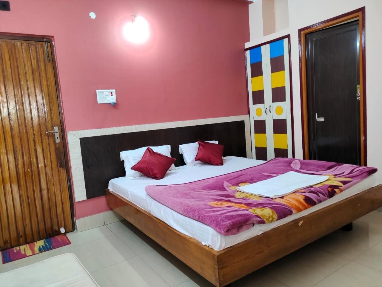 Hotel Vaishnavi Near Baba Dham Temple Deoghar Eksteriør billede