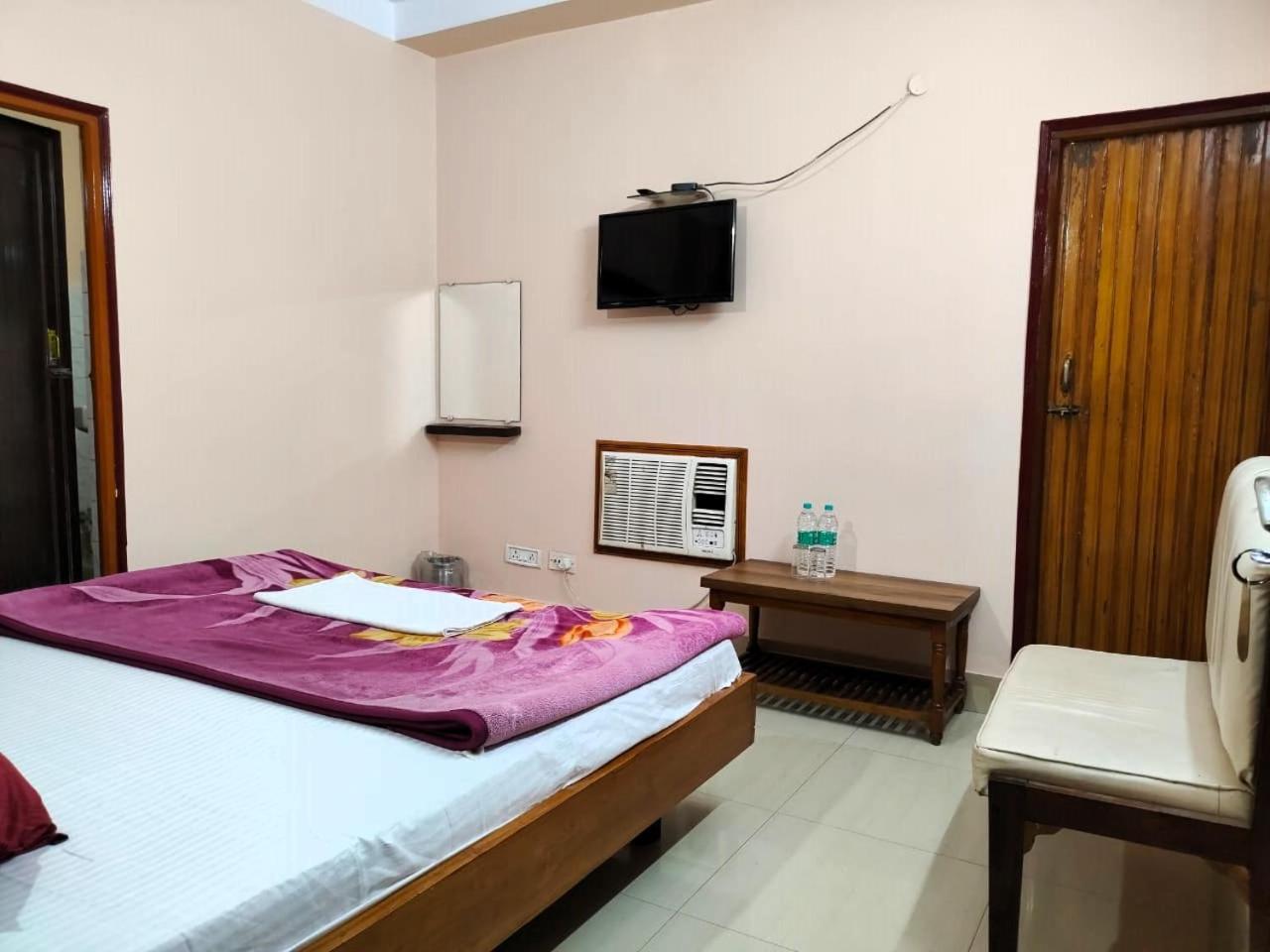 Hotel Vaishnavi Near Baba Dham Temple Deoghar Eksteriør billede
